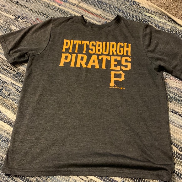 Pittsburgh Pirates shirt - Picture 1 of 2
